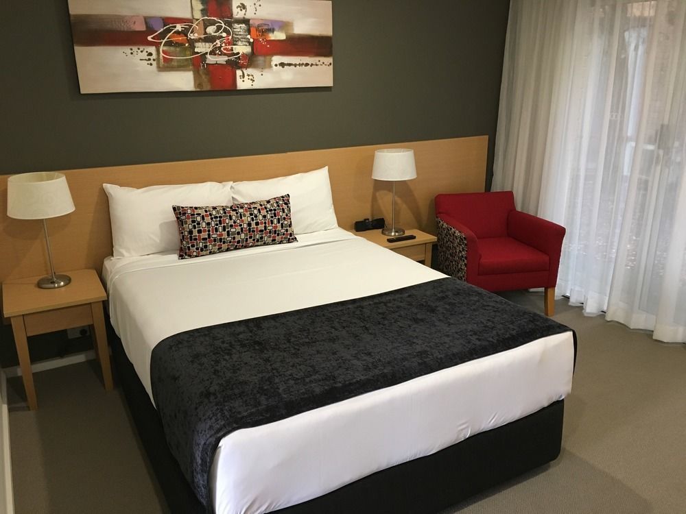 Quality Inn & Suites Траралгон Экстерьер фото